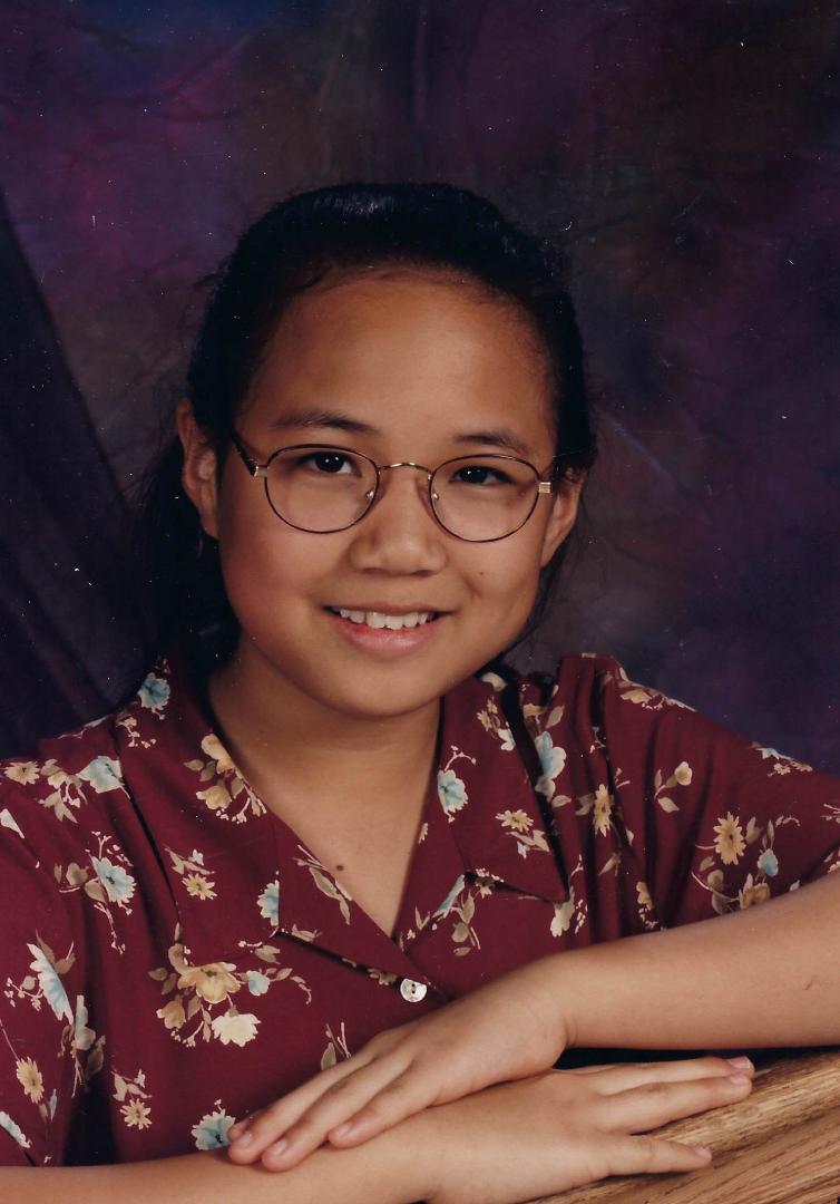 School photo of Beth Maynes as a fifth grader